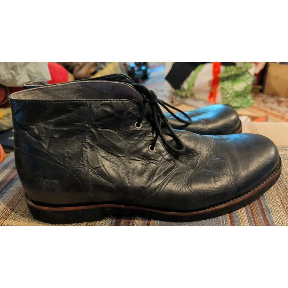 Men's 14 UGG Westly Chukka Boot 1002388 Black Crinkle Leather Sherpa Heel Lined